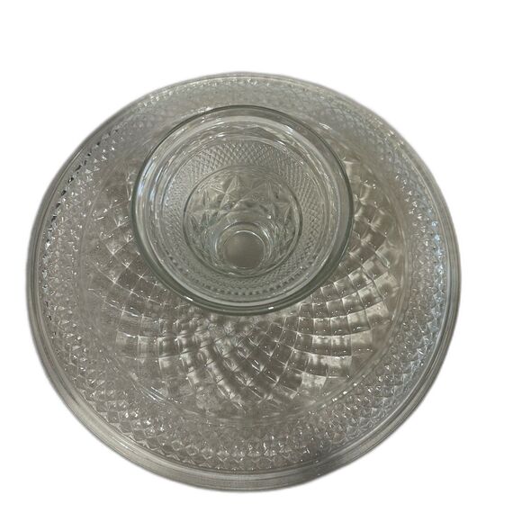 2 Pc. Footed Cake Stand with Heavy Crystal Lid. Preowned - Picture 5 of 11